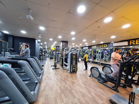 ENERGY FITNESS Gym energy conditioning and fitness space view 15